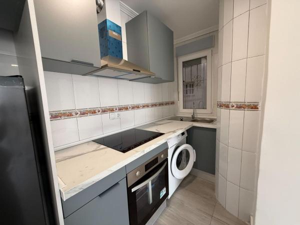 Sale of flat in Piso en Las Piscinas Naturales, Torrevieja, Torrevieja
 photo 4