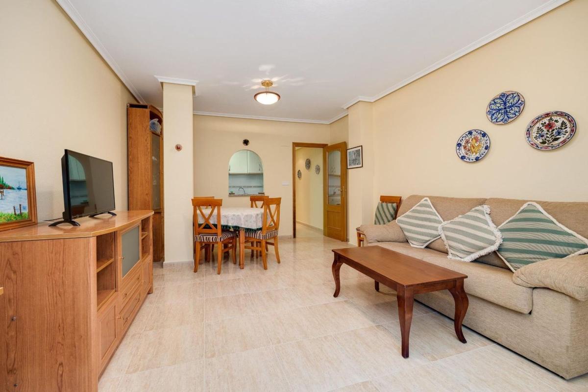 Продажа квартиры на Piso en Las Piscinas Naturales, Torrevieja, Торревьеха
photo 3