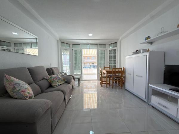 Casa o chalet independiente en Avenida de Francia, 71, Los Europeos, Torrevieja photo 1