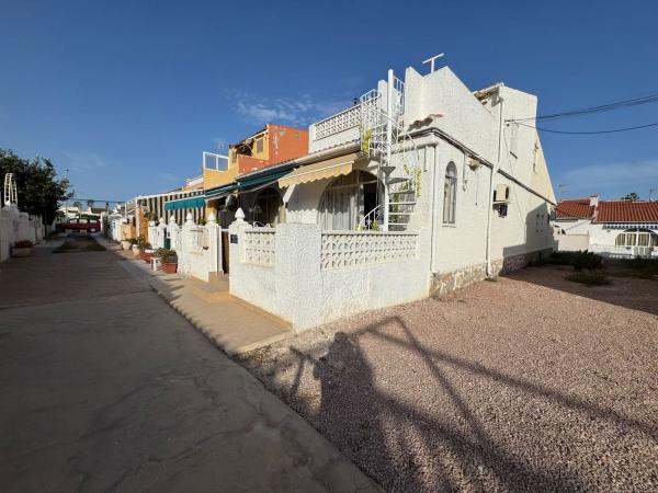 Chalet adosado en Calle Rodrigo, 67, La Siesta - El Salado - Torreta, Torrevieja photo 1