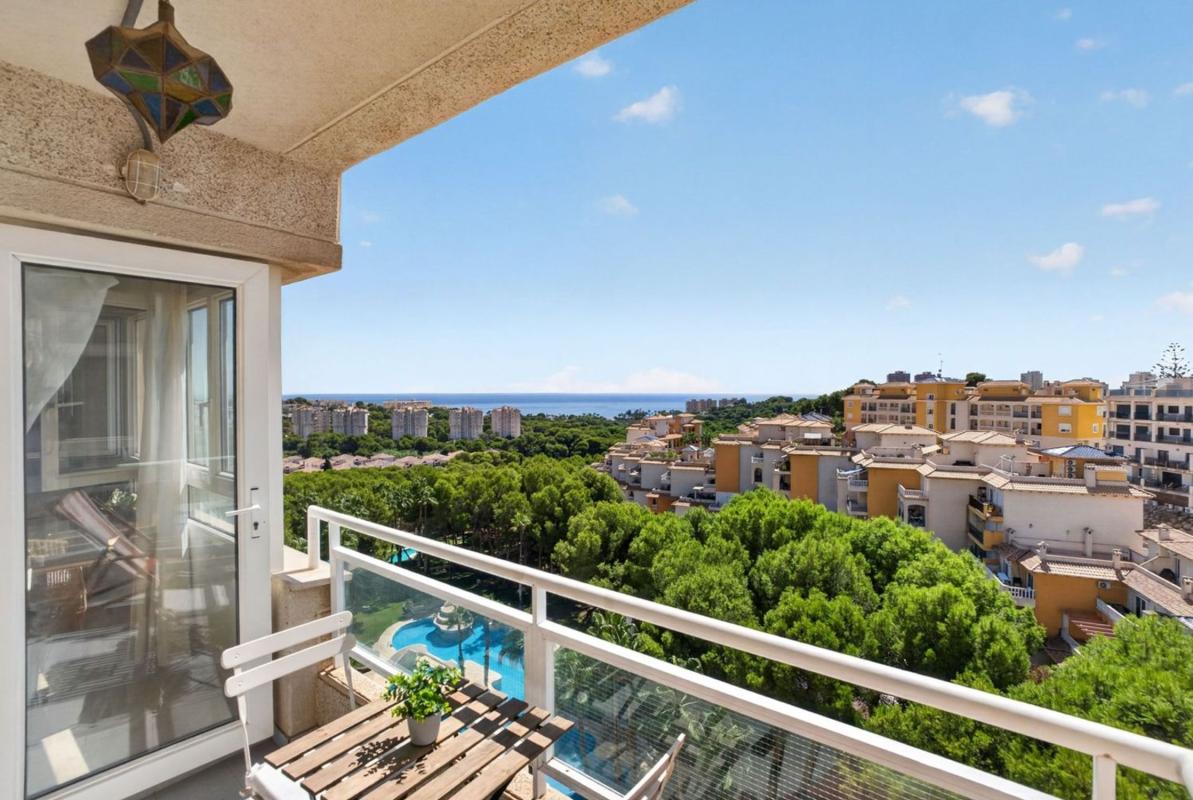 Продажа квартиры на Piso en Calle Samaniego, Dehesa de Campoamor, Orihuela, Ориуэла
photo 1