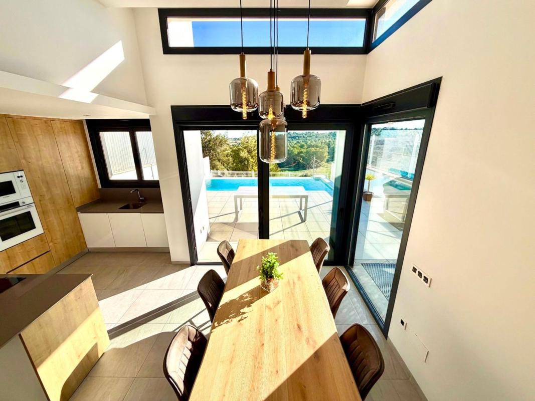 Properties for sale and rent in Spain photo 4