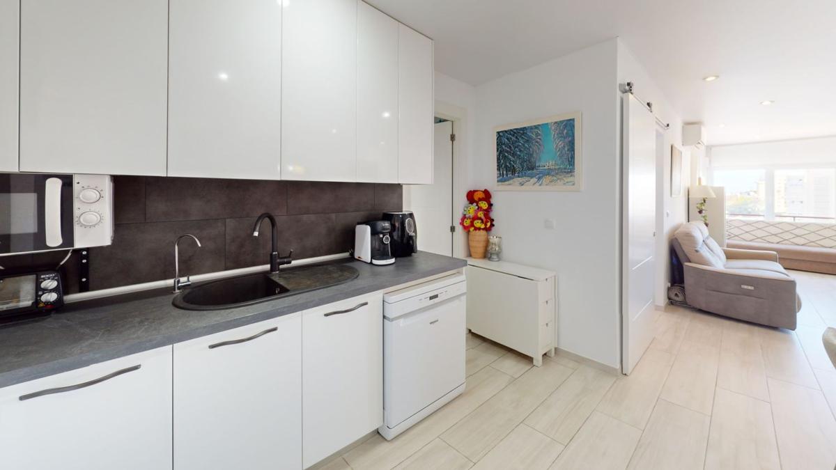 Venta de piso en Piso en Calle la Melva, 4, Cabo de las Huertas, Alicante / Alacant, Alicante / Alacant
photo 2
