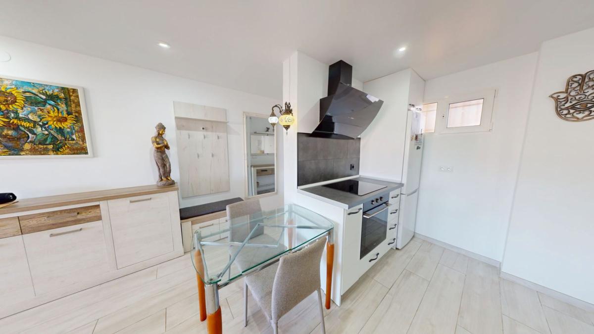 Venta de piso en Piso en Calle la Melva, 4, Cabo de las Huertas, Alicante / Alacant, Alicante / Alacant
photo 5