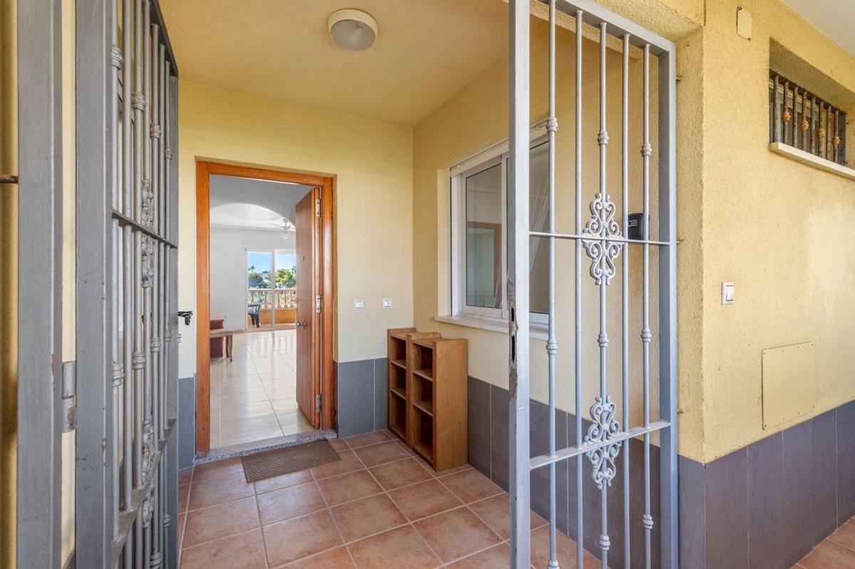 Продажа квартиры на Piso en Calle Pimienta, Villamartín, Orihuela, Ориуэла
 photo 3