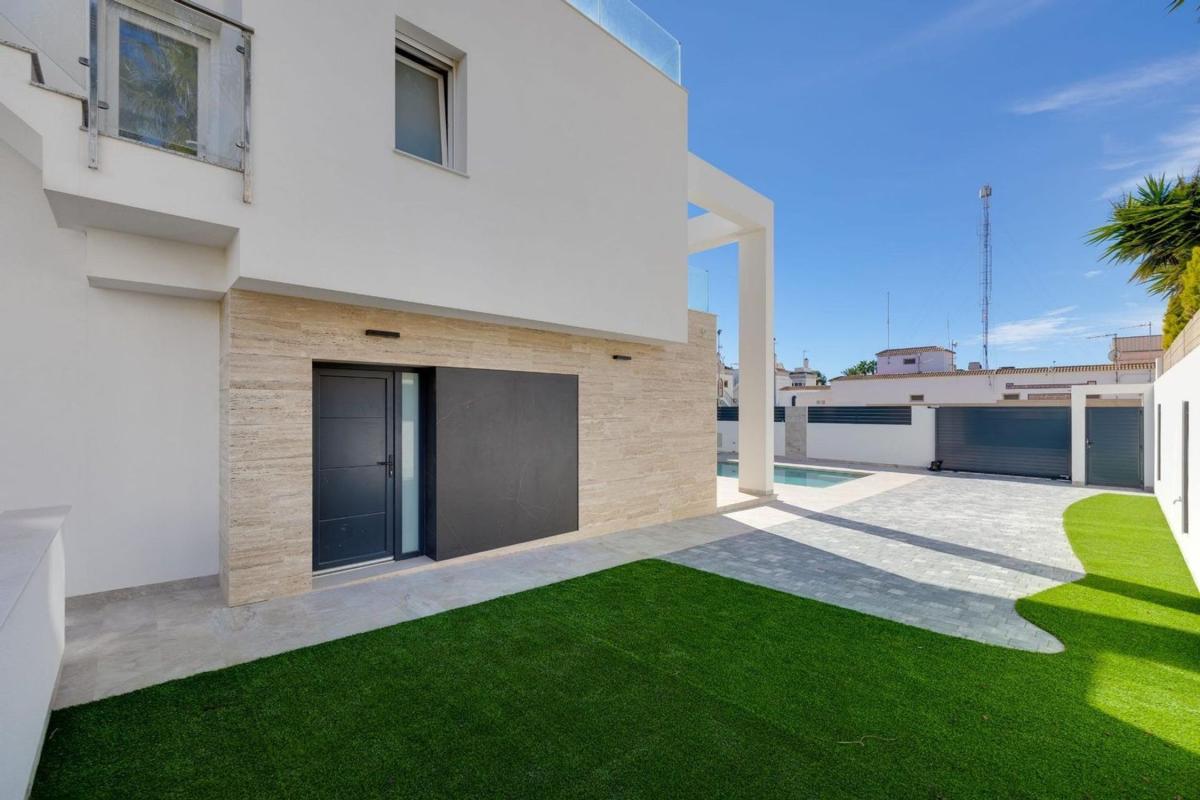 Propiedades en venta y alquiler en España photo 3