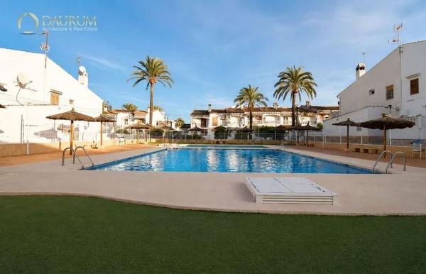 Chalet adosado en Calle Río Guadalquivir, Panorama-Sierramar, Gran Alacant photo 2