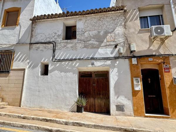 Casa de pueblo en Calle Biar s/n, Castalla thumbnail 2