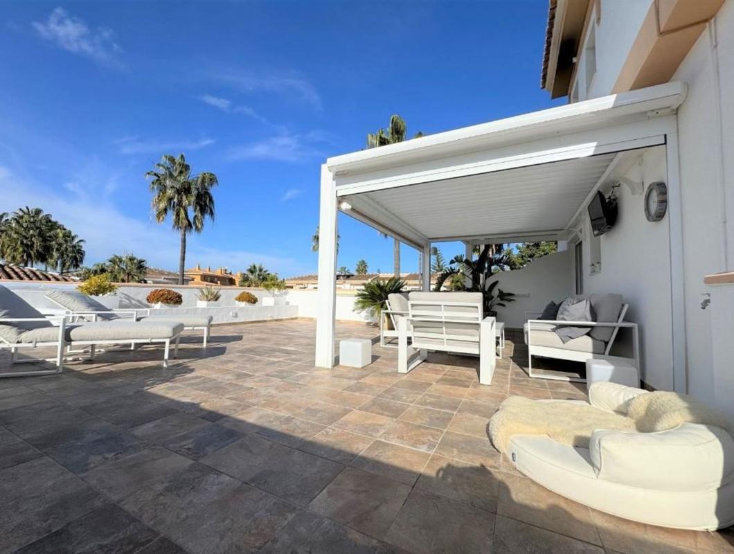 Venta de piso en Piso en Calle Coll Verd, 10, Les Bovetes-La Felicidad, Denia, Denia
photo 2