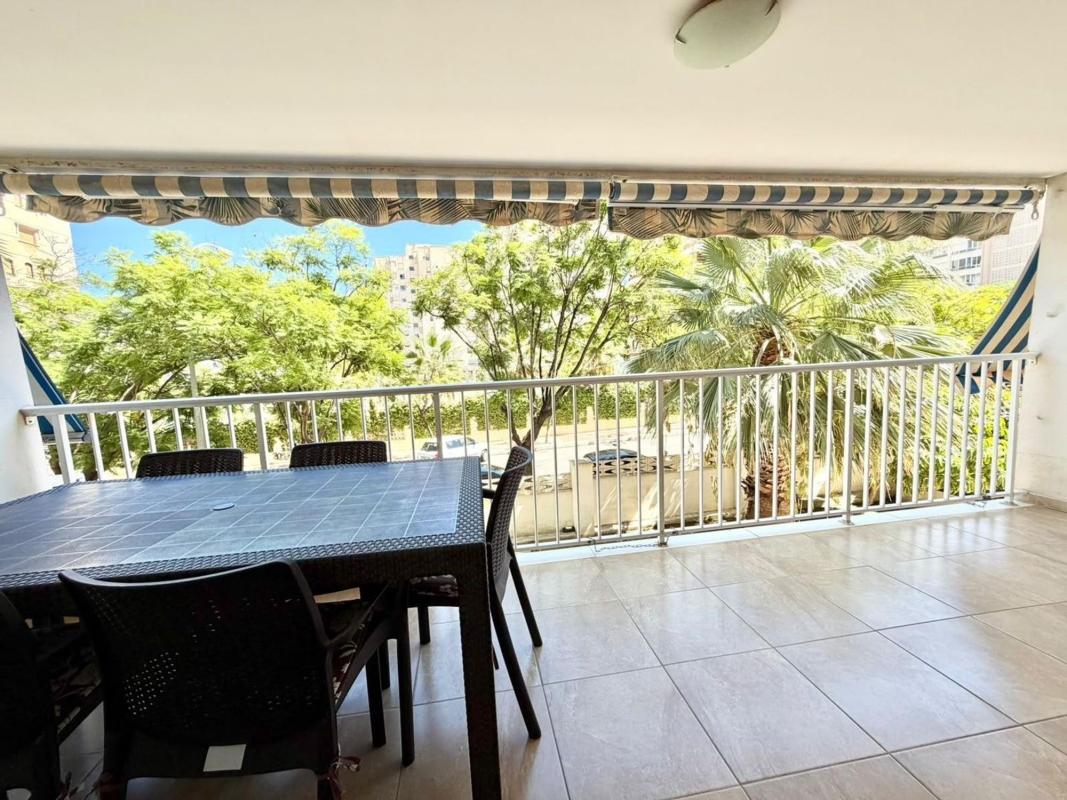 Продажа квартиры на Piso en Avenida San Sebastián, Playa de San Juan, Alicante / Alacant, Аликанте / Алакант
photo 1