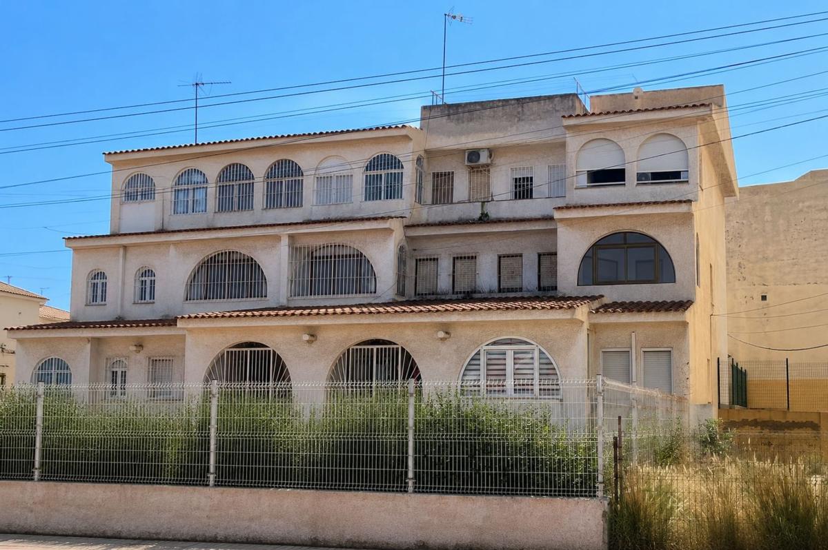 Sale of apartment in Piso en Calas Blancas, Avenida Habaneras - Curva de Palangre, Torrevieja, Torrevieja
photo 1