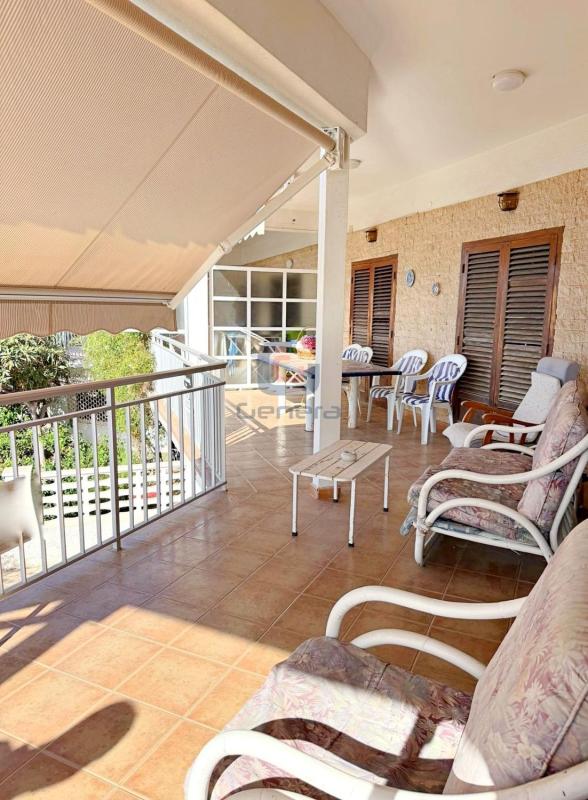 Properties for sale and rent in Spain photo 3