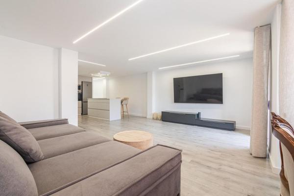 Sale of flat in Piso en Calle Antonio Machado, 86, Reina Victoria-Miguel Hernández, Elche / Elx, Elche / Elx
thumbnail 2