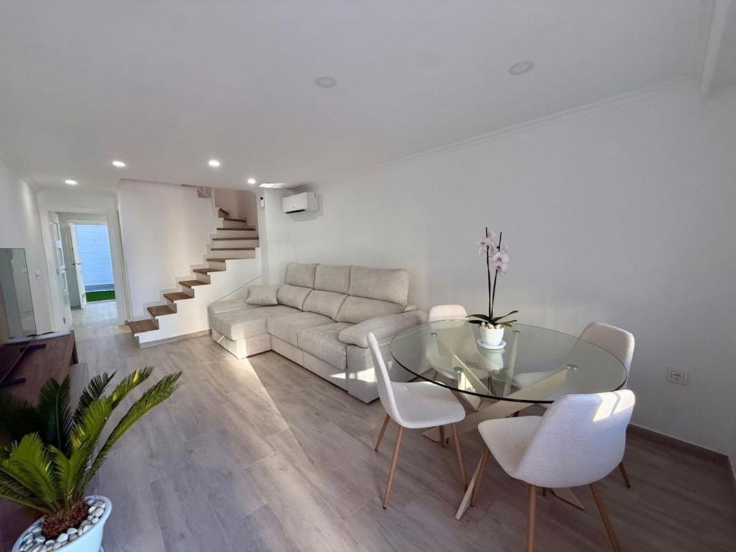 Venta de chalet independiente en Casa o chalet en Calle Islas Canarias, Arenales del Sol, Elche / Elx, Elche / Elx
photo 4