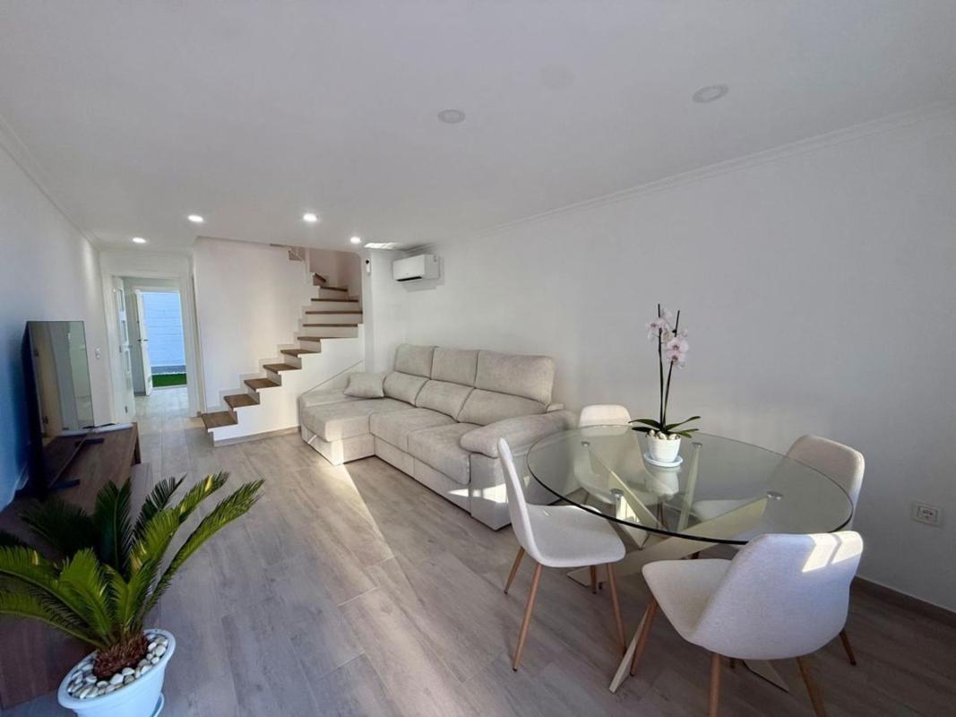 Venta de chalet independiente en Casa o chalet en Calle Islas Canarias, Arenales del Sol, Elche / Elx, Elche / Elx
photo 5