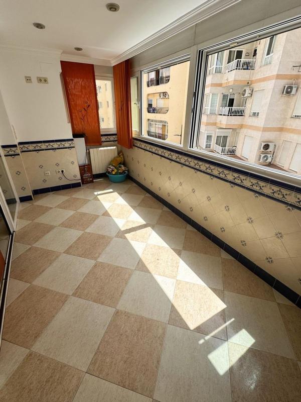 Sprzedaż mieszkania w Piso en Calle la Santamaría, 10, Calpe Pueblo, Calpe, Kalpe
photo 5