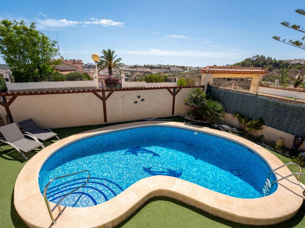 Properties for sale and rent in Spain photo 4
