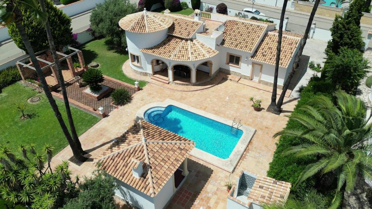 Propiedades en venta y alquiler en España photo 3