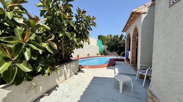 Casa o chalet independiente en Calle Riu Segura, Monte Solana, Pedreguer photo 2