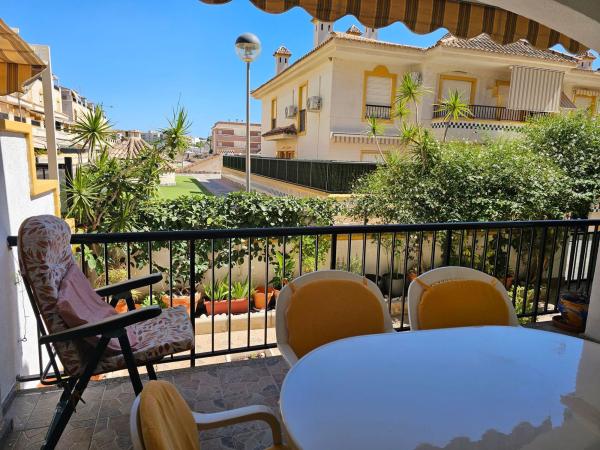 Chalet adosado en Avenida Zaragoza, 4, Gran Playa, Santa Pola thumbnail 2