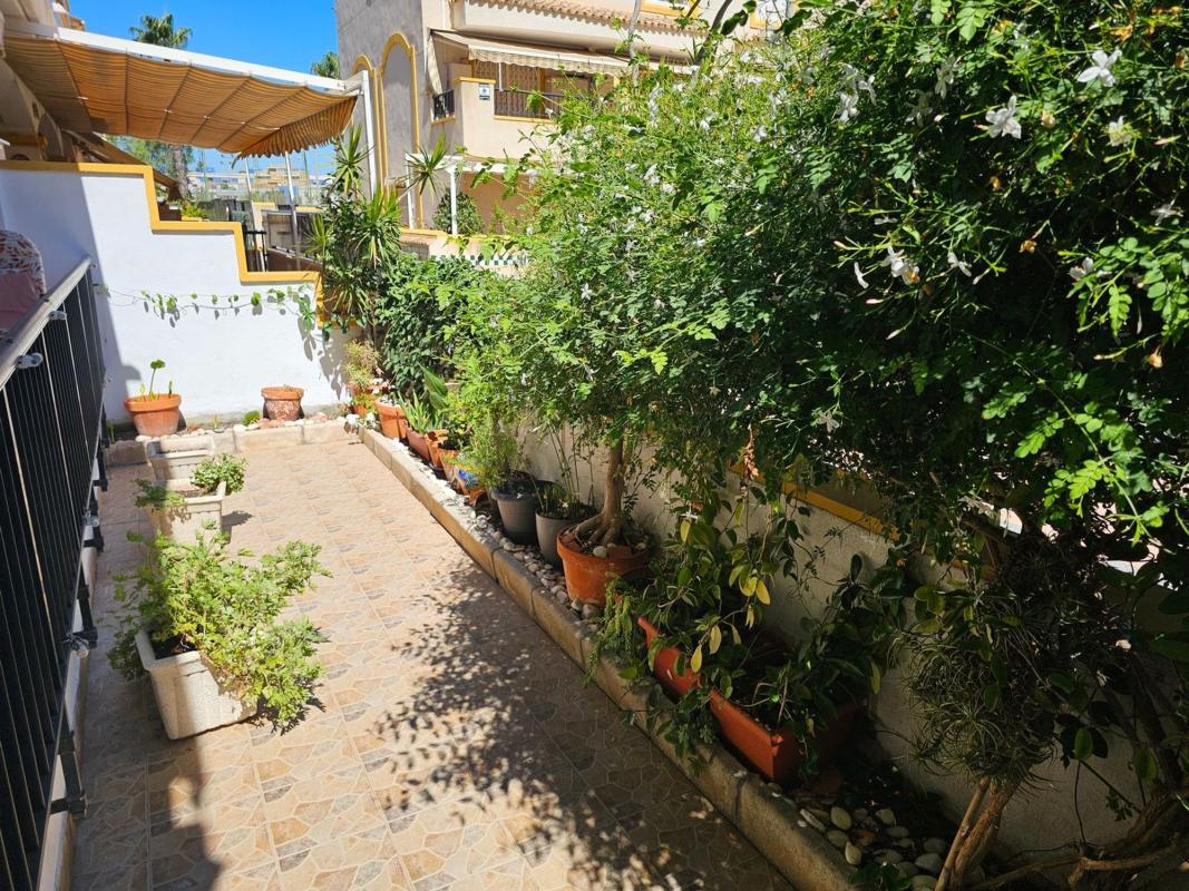 Properties for sale and rent in Spain photo 5