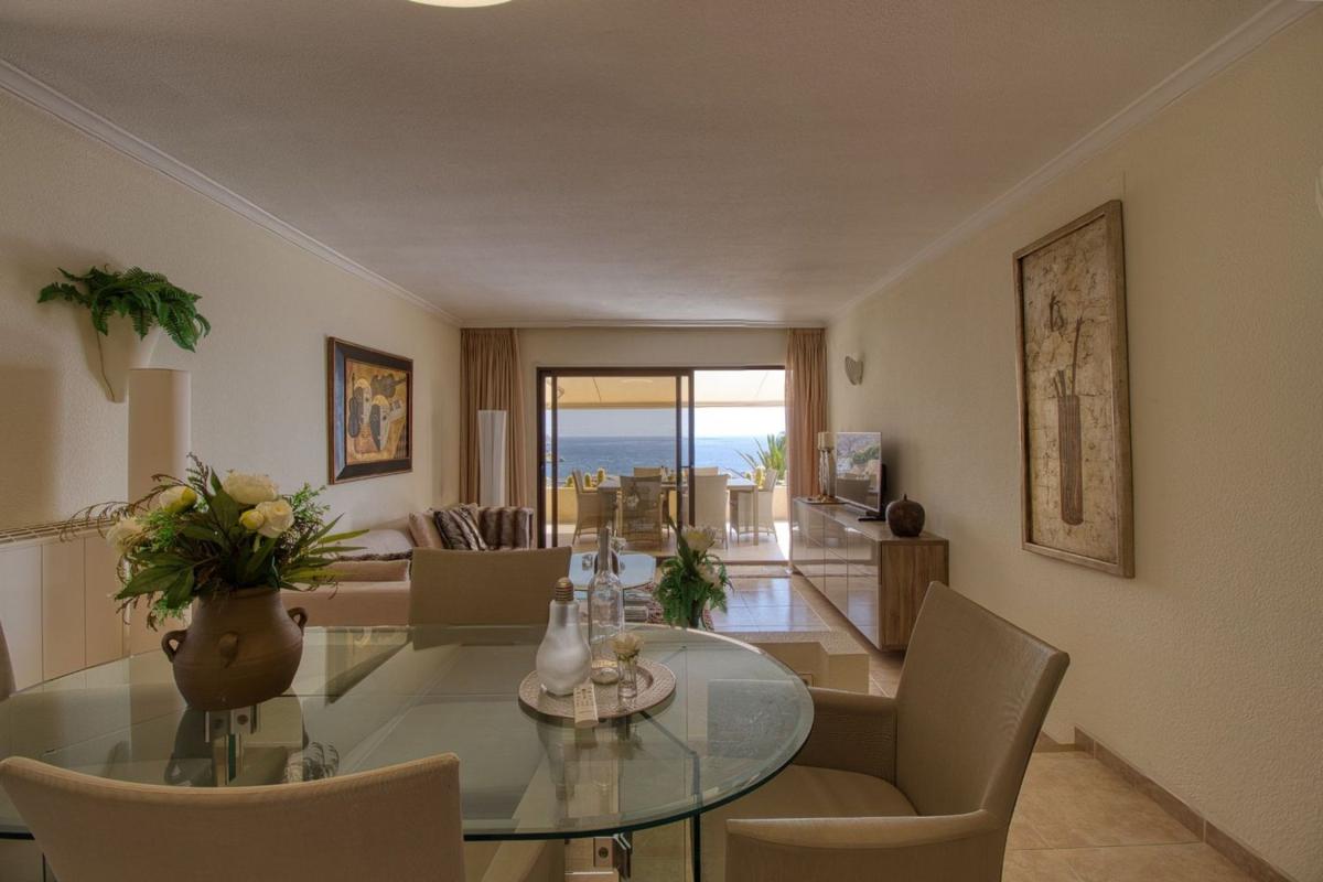 Sale of apartment in Piso en Zona de Mascarat, Altea, Altea
photo 2