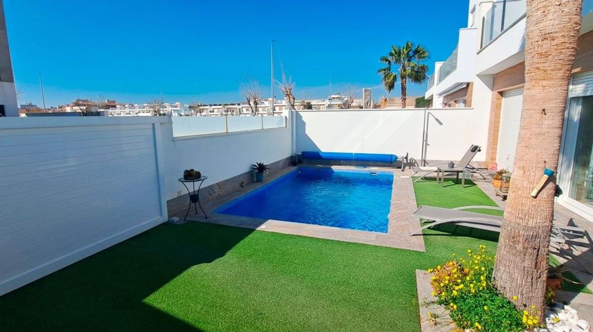 Propiedades en venta y alquiler en España photo 3