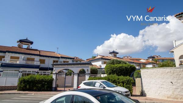 Chalet independiente en venta en Casa o chalet en Cañada del Molino, Torrevieja, Torrevieja
thumbnail 2