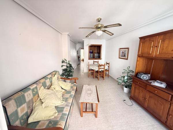 Sale of flat in Piso en Calle Finlandia, 32, Playa de los Locos, Torrevieja, Torrevieja
 photo 1