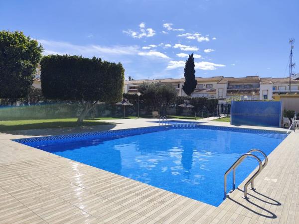 Chalet pareado en Canarias, Monte y Mar, Gran Alacant photo 1
