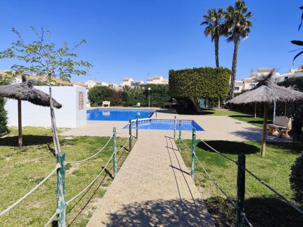 Chalet pareado en Canarias, Monte y Mar, Gran Alacant photo 2