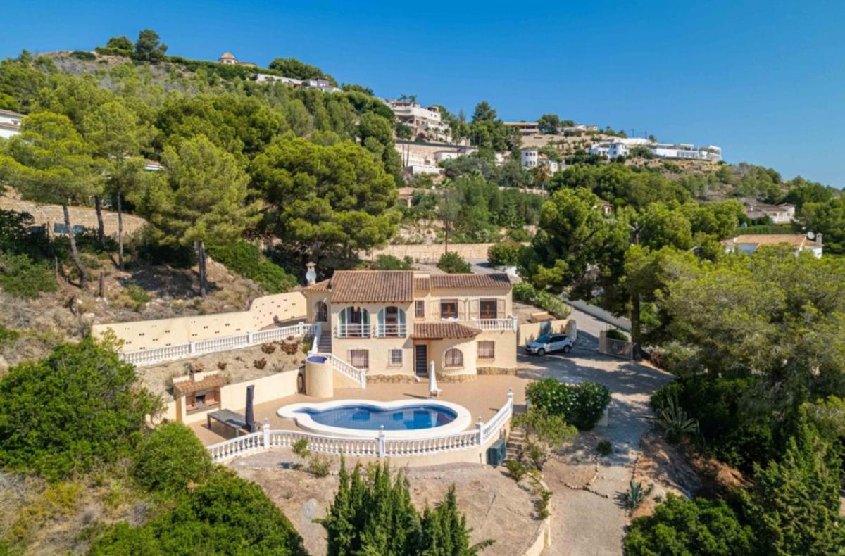 Sprzedaż niezależnego domku jednorodzinnego w Casa o chalet en Cometa-Carrió, Calpe, Kalpe photo 2