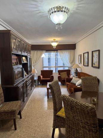 Venta de piso en Piso en Calle Capitán Dema, Benalúa, Alicante / Alacant, Alicante / Alacant
 photo 4