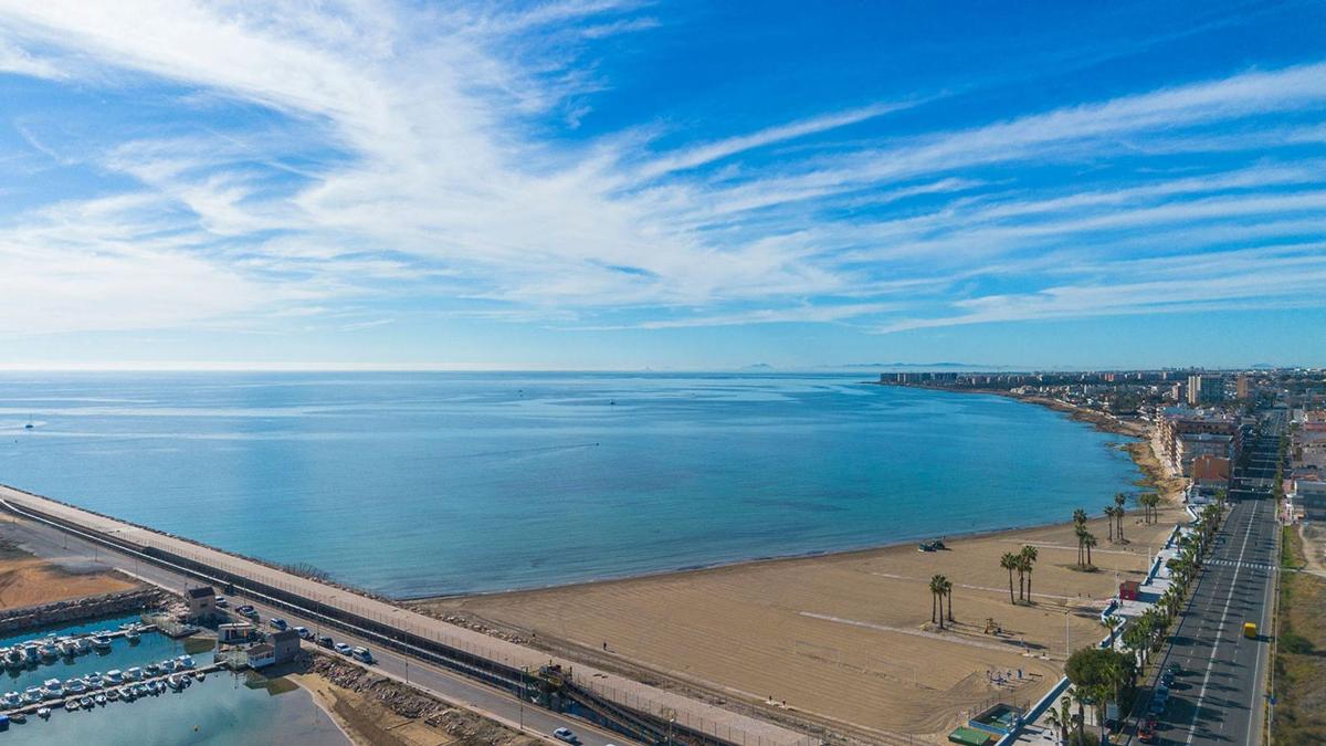 Продажа квартиры на Piso en Calle Callosa del Segura, 4, Playa de los Náufragos, Torrevieja, Торревьеха
photo 1