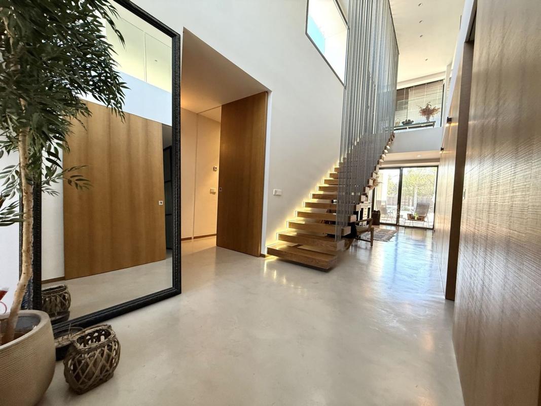Properties for sale and rent in Spain photo 3