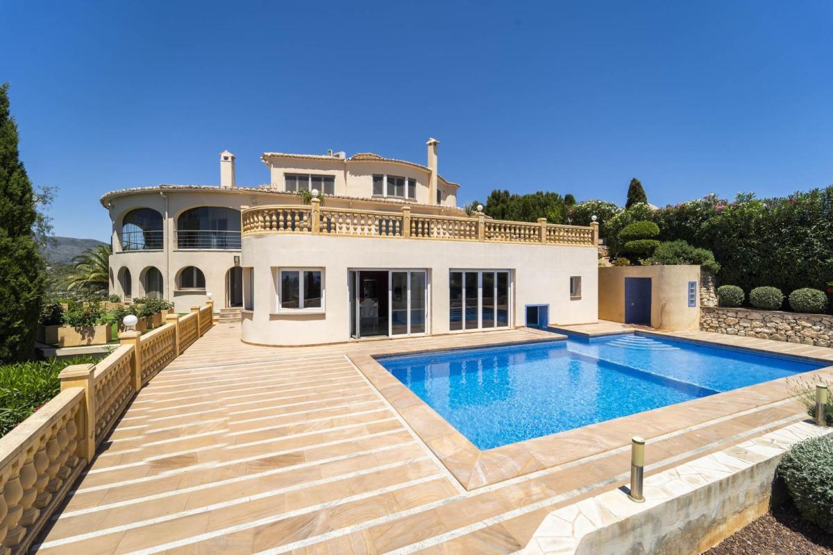 Properties for sale and rent in Spain photo 2