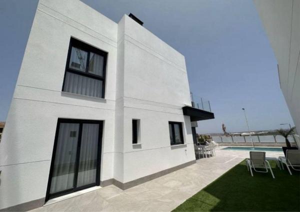 Acogedora villa con piscina privada thumbnail 2