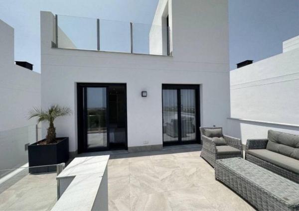 Acogedora villa con piscina privada thumbnail 3
