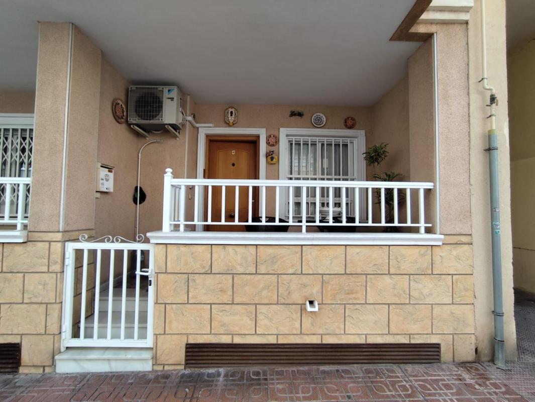FANTÁSTICO APARTAMENTO A 370M DE LA PLAYA DEL CURA! 2 DORM! 1 BAÑO, Torrevieja
photo 1