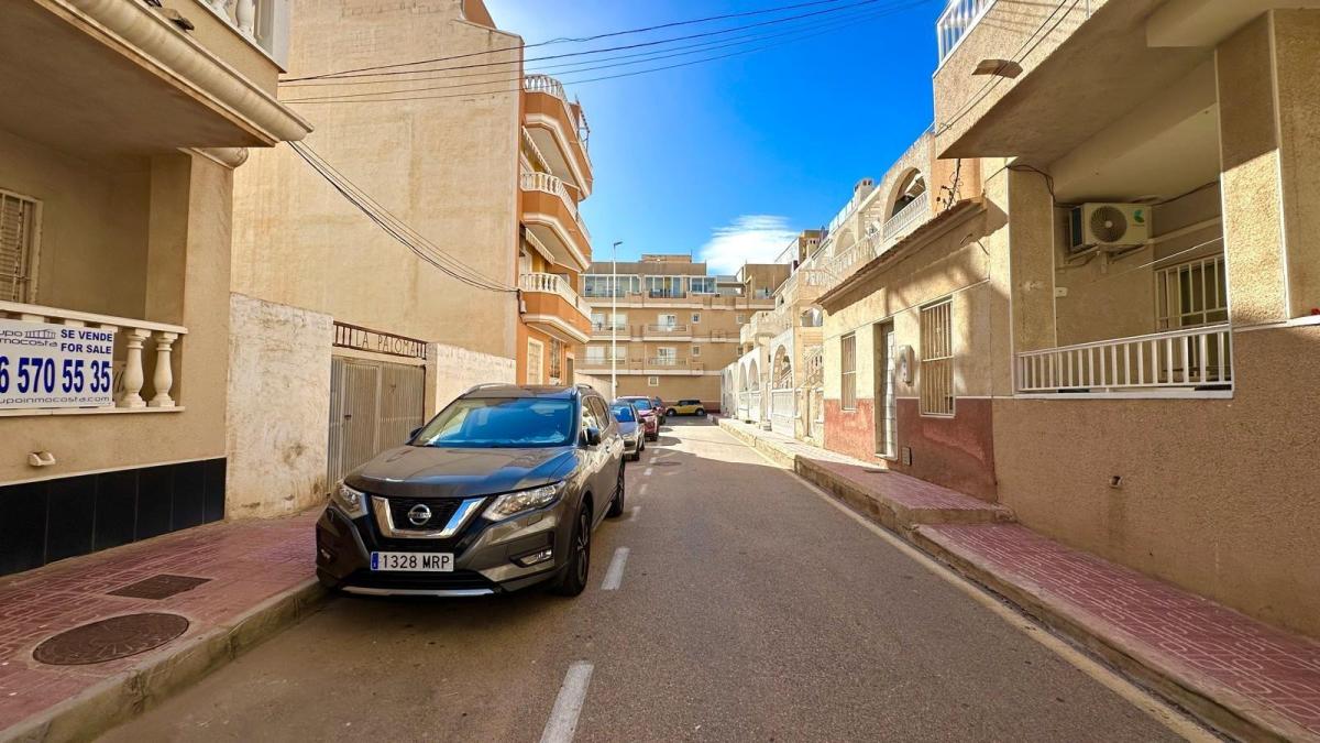 BAJO A 100 METROS DE LA PLAYA REFORMADO EN LA MATA CON 2 HAB 2 BAÑOS, Torrevieja
 photo 3