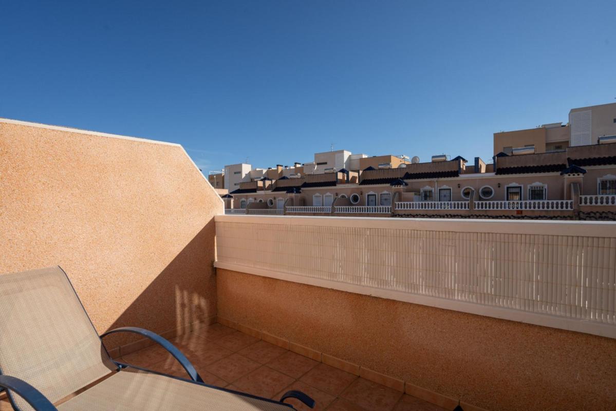 Venta de chalet adosado en , Orihuela photo 4