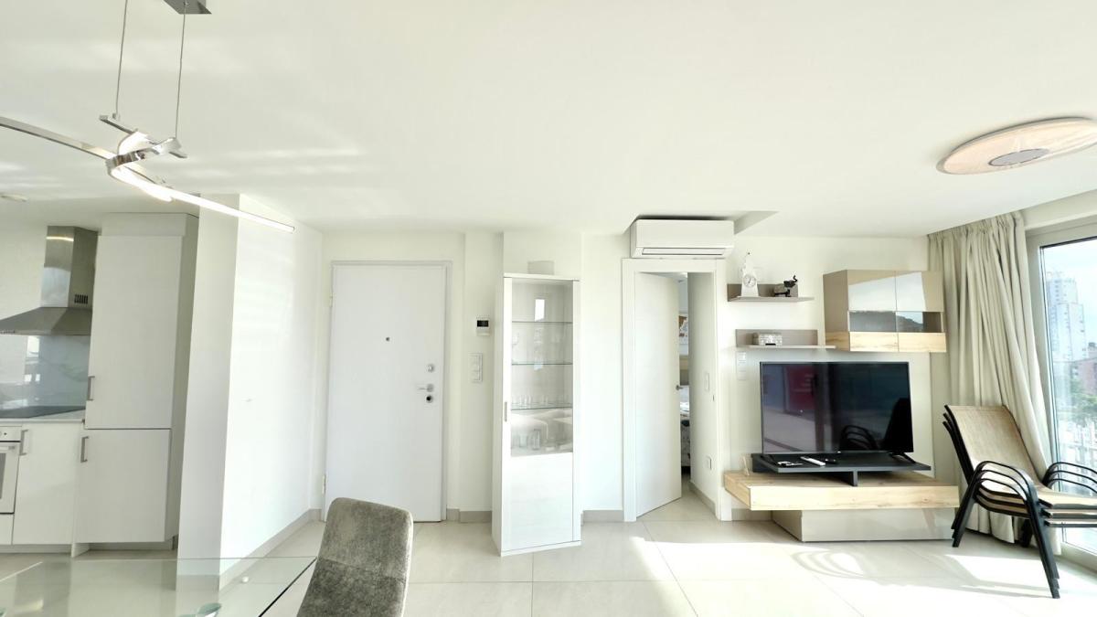 APARTAMENTO EXCLUSIVO EN BENIDORM DE 2 HAB, 2 BAÑOS CON PISCINA Y SAUNA, Finestrat
 photo 4