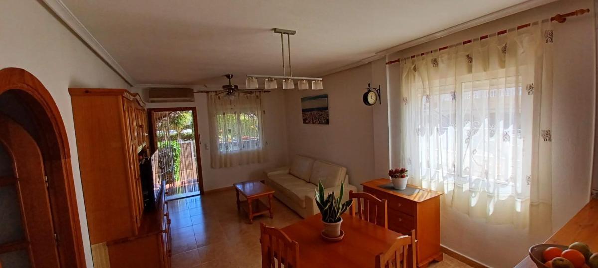 Venta de chalet adosado en , Orihuela photo 3