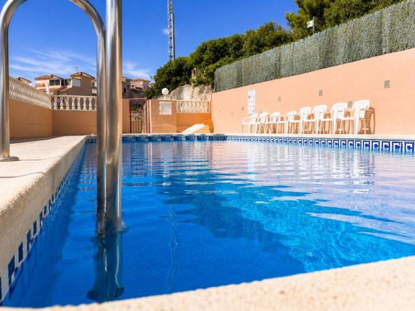 Chalet adosado en venta en  La Zenia , Orihuela photo 1