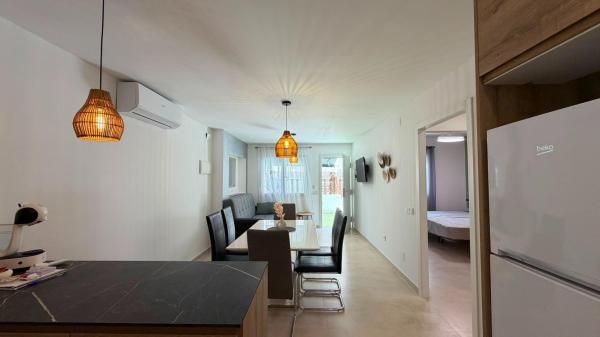 BUNGALOW BAJO DE 2 HAB Y 1 BAÑO REFORMADO A 50M DE LA PLAYA DE LOS NÁUFRAGOS photo 4