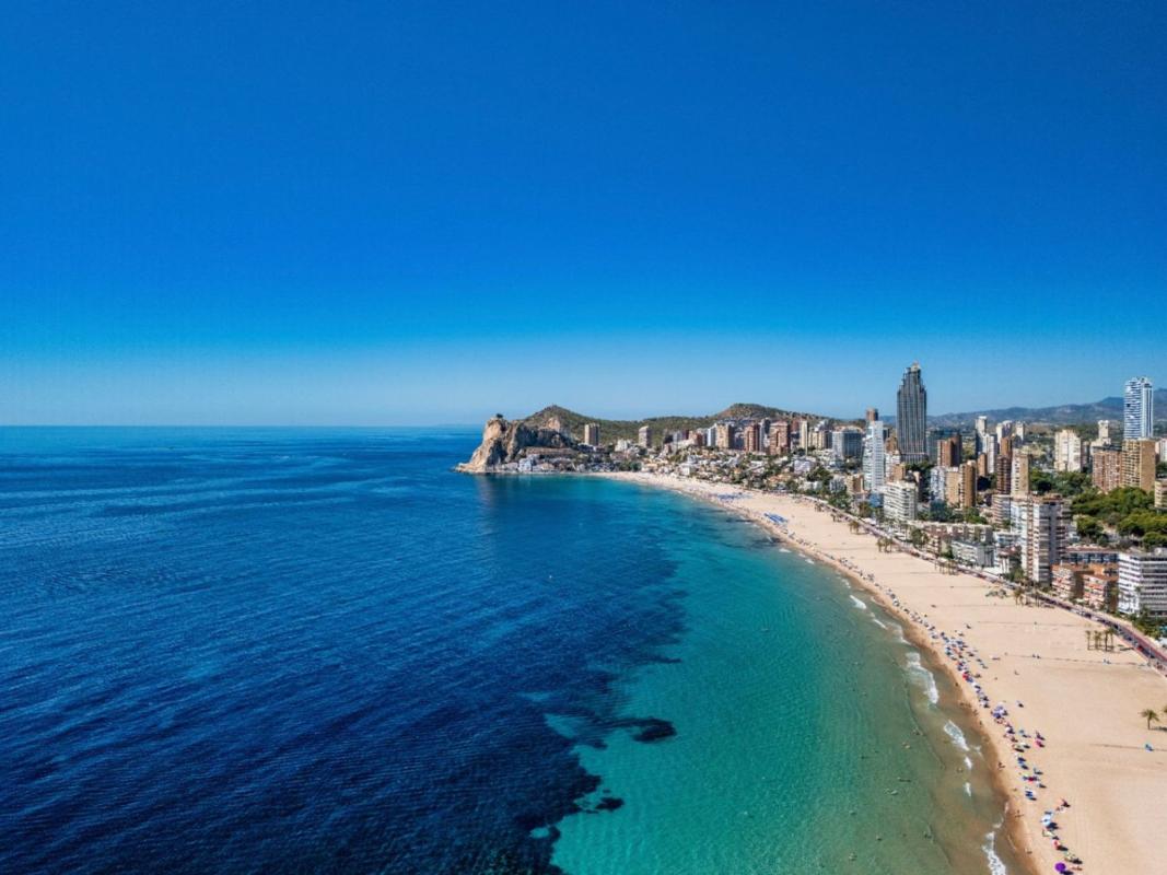 Продажа квартиры на Piso en Playa de Poniente, Benidorm, Бенидорм
photo 1