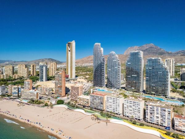 Sale of flat in Piso en Playa de Poniente, Benidorm, Benidorm
thumbnail 2