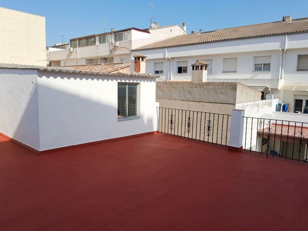 Properties for sale and rent in Spain photo 4