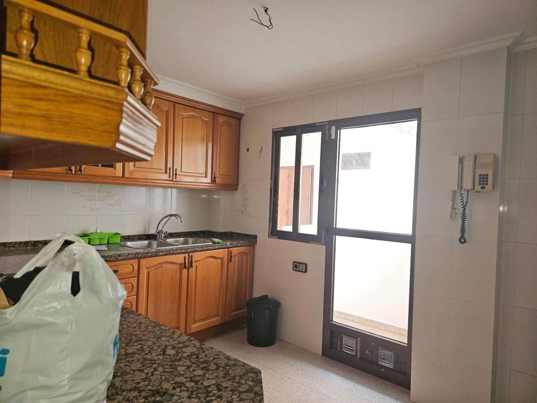 Venta de piso en Piso en Altozano, Alicante / Alacant, Alicante / Alacant
photo 5