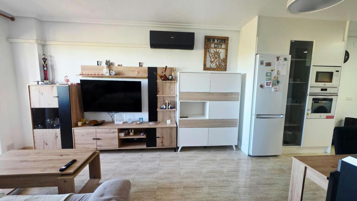 Продажа квартиры на Piso en Avenida Robleda, La Siesta - El Salado - Torreta, Torrevieja, Торревьеха
 photo 3